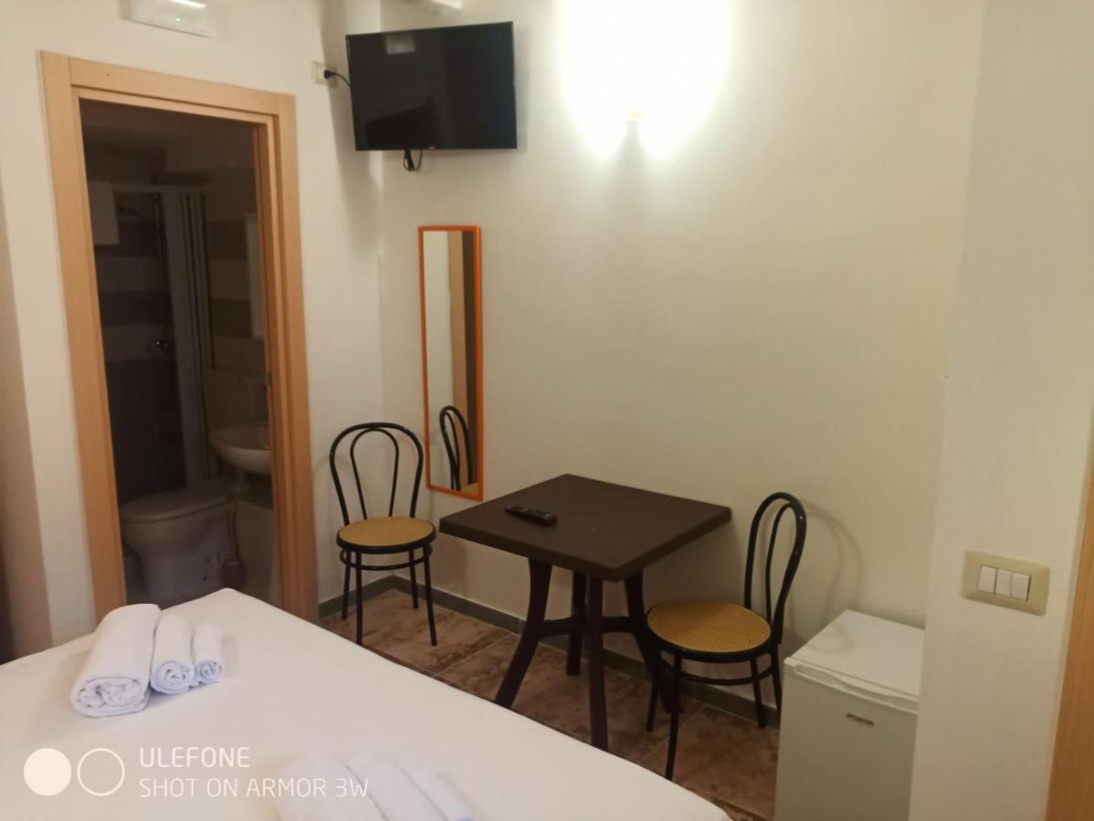 B&B L'Antica Dimora ...E Dei Mestieri Otranto Eksteriør billede